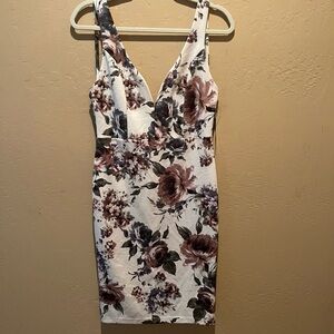 Windsor White Cream Bodycon Mini Dress Plunge Neckline